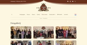 Rajapatni.com Present versterkt ꦄꦏ꧀ꦱꦫꦗꦮ Javaans schrift in Surabaya.