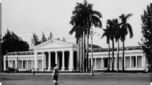 Herman van der Tuuk Ternyata Arek Surabaya. Lho?