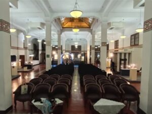 ꧌ꦔꦶꦤ꧀ꦠꦶꦥ꧀꧍ Ngintip persiapan gelar warisan budaya dengan tema “Women of Light: Tracing Courage Acros Time”.